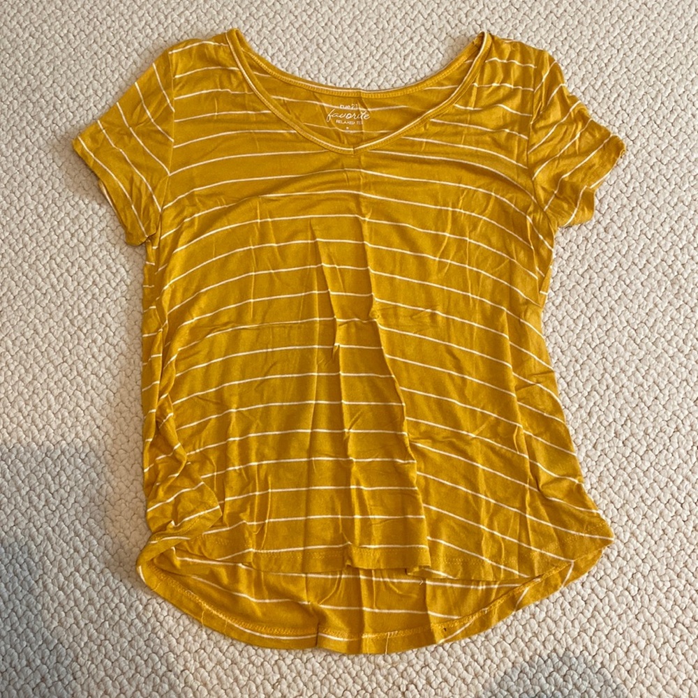 Rue21 favorite relaxed tee size S